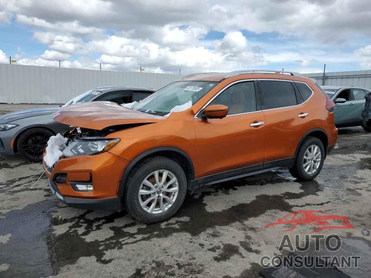 NISSAN ROGUE 2018 - 5N1AT2MV4JC803533