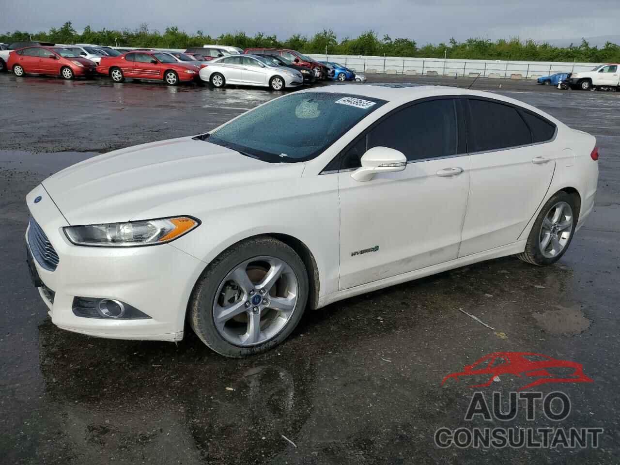 FORD FUSION 2013 - 3FA6P0LU8DR235200