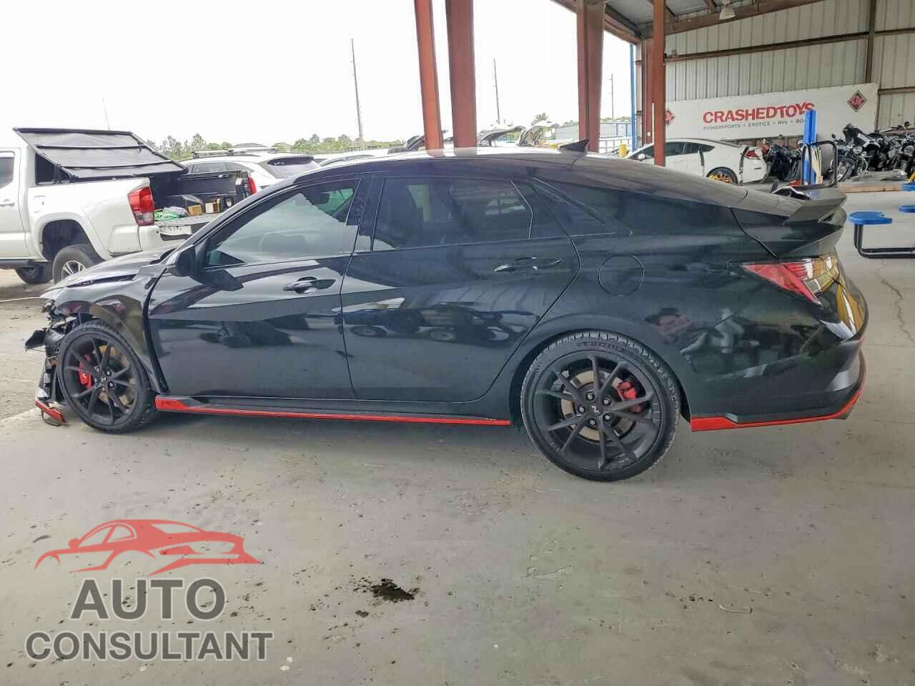 HYUNDAI ELANTRA 2024 - KMHLW4DK5RU021961