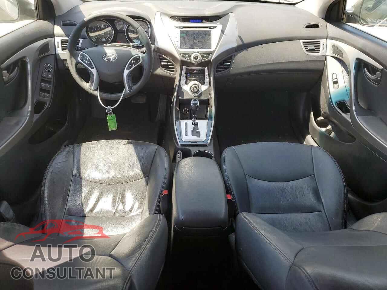 HYUNDAI ELANTRA 2012 - 5NPDH4AE4CH119821