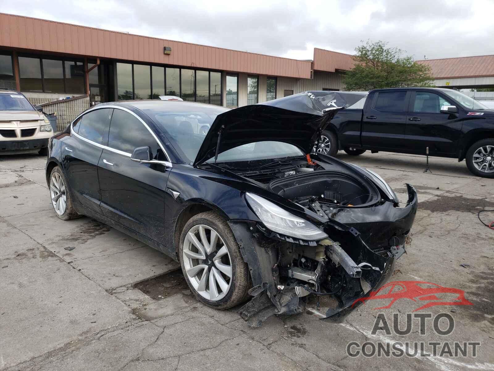 TESLA MODEL 3 2019 - 5YJ3E1EB7KF433592