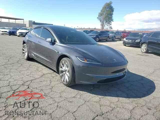 TESLA MODEL 3 2024 - 5YJ3E1EA8RF768975