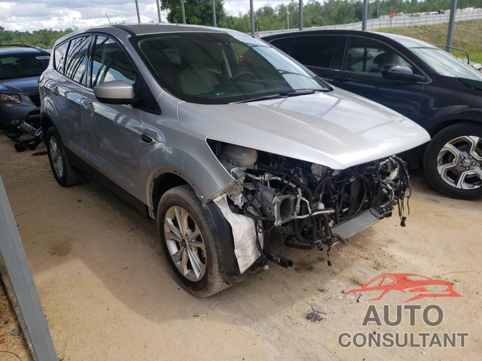 FORD ESCAPE 2019 - 1FMCU0GD1KUB14705