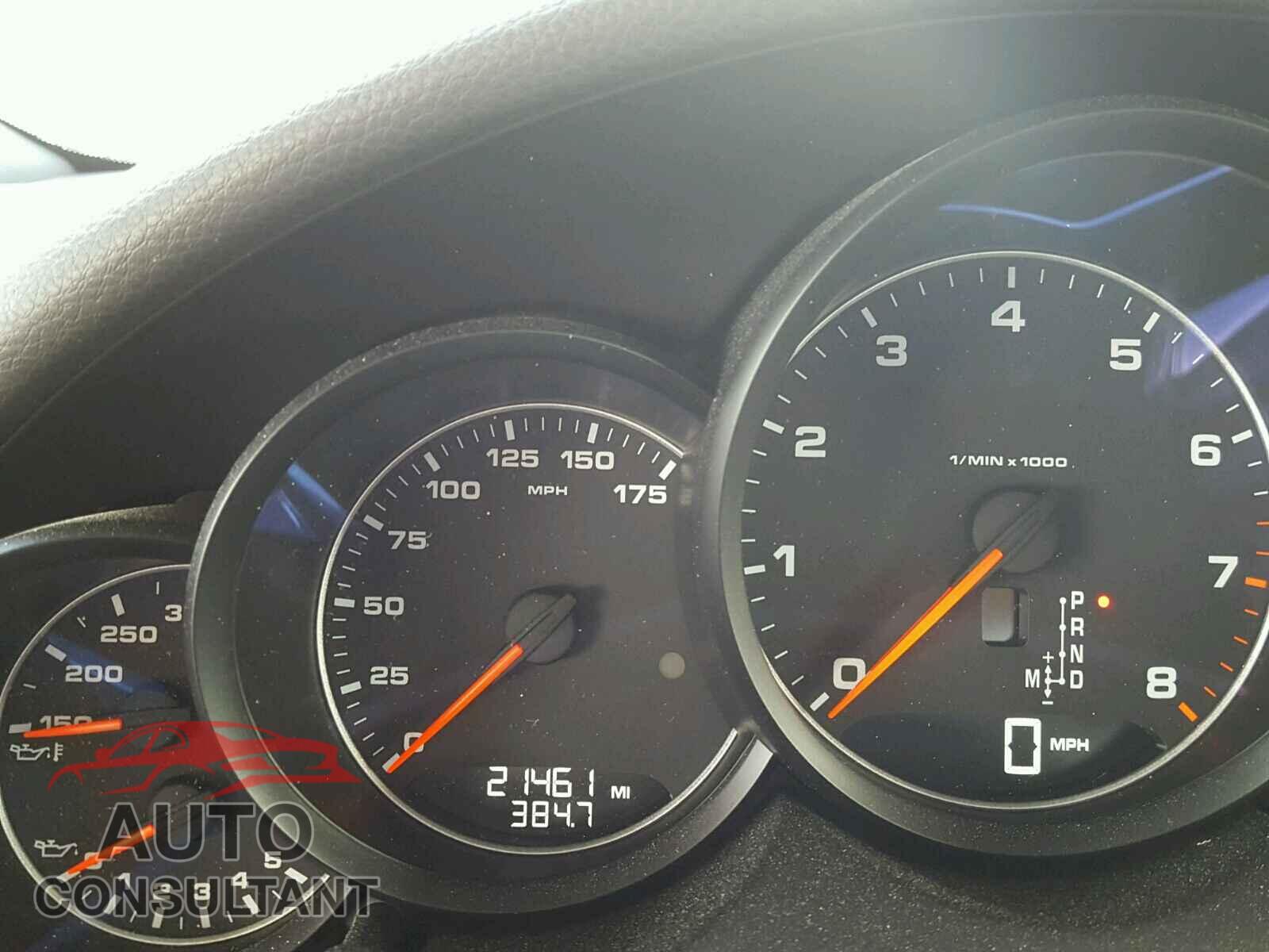 PORSCHE CAYENNE 2016 - WP1AA2A26GKA12745