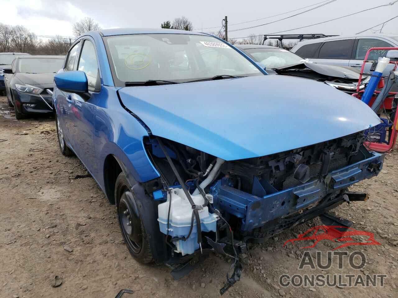 TOYOTA YARIS 2017 - 3MYDLBYV4HY180168
