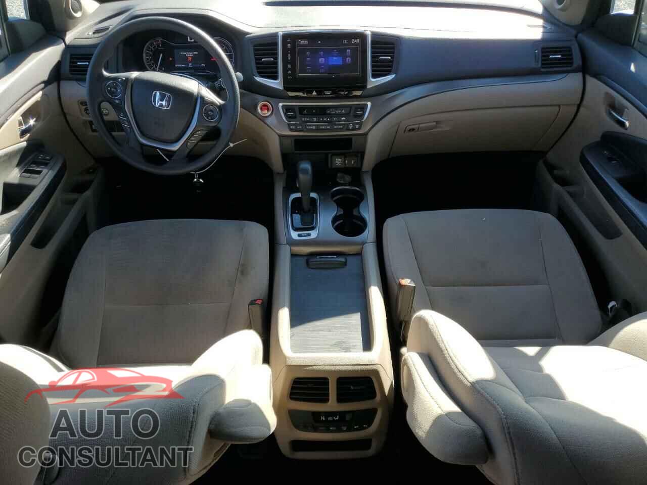 HONDA PILOT 2017 - 5FNYF5H3XHB009069