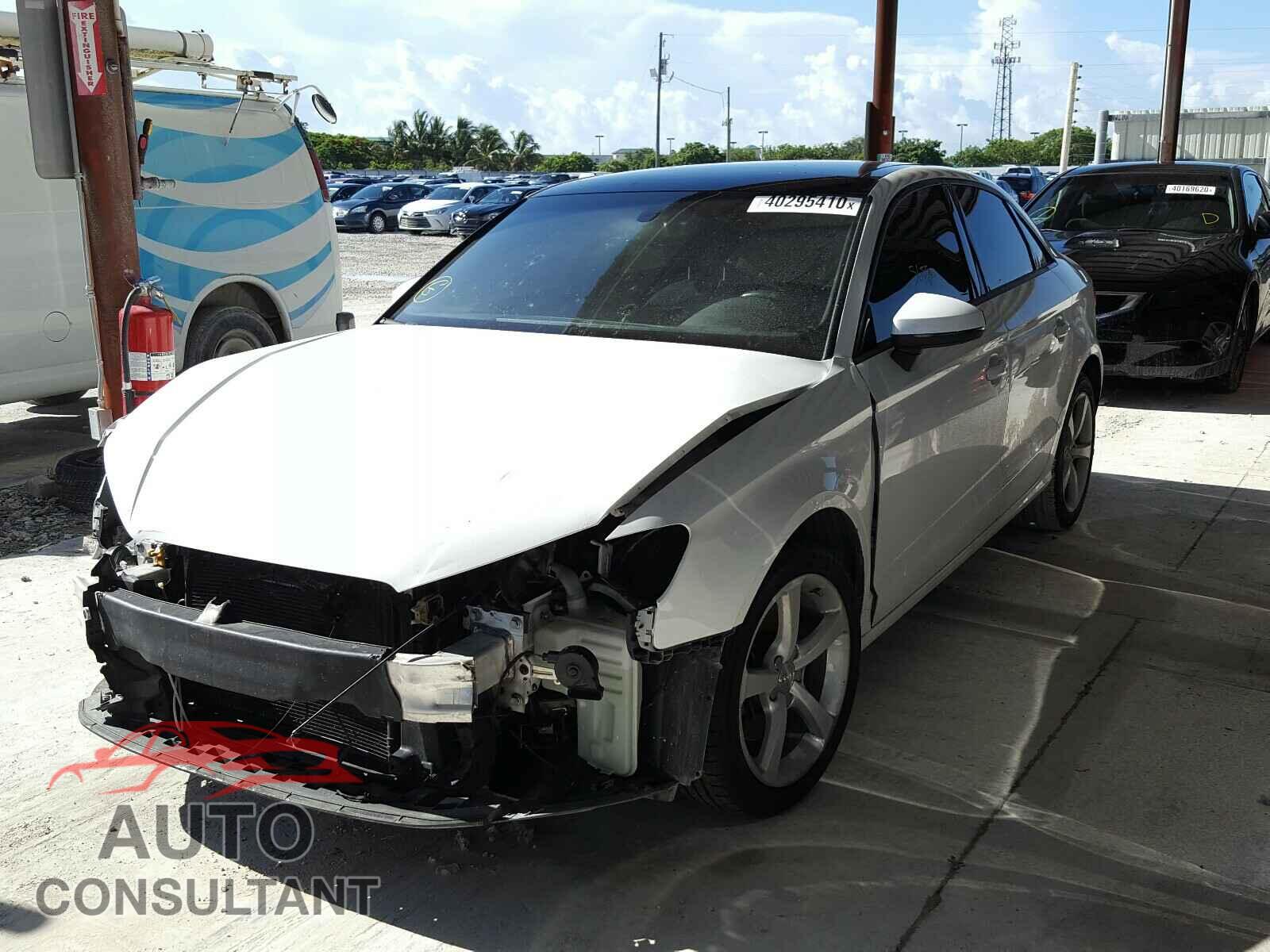 AUDI A3 2016 - WAUA7GFF5G1027667