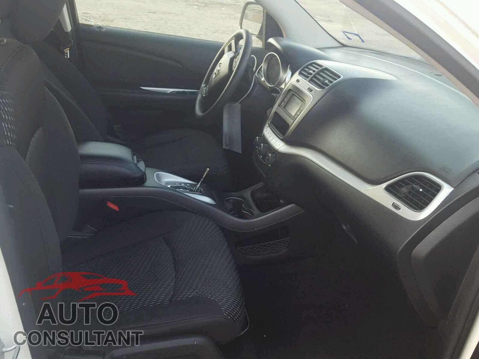 DODGE JOURNEY 2015 - 3C4PDCBG4FT673948