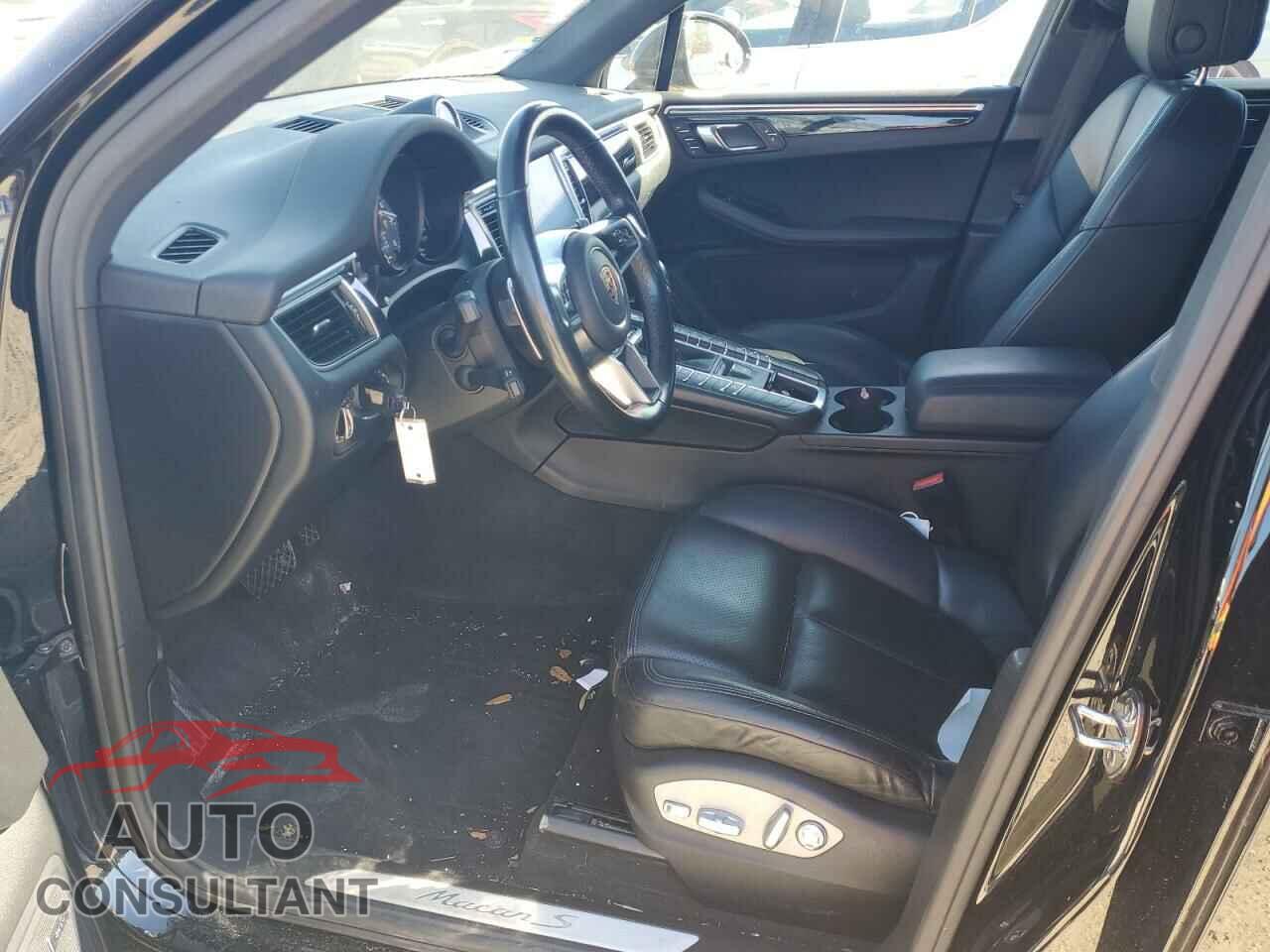 PORSCHE MACAN 2017 - WP1AB2A55HLB16811