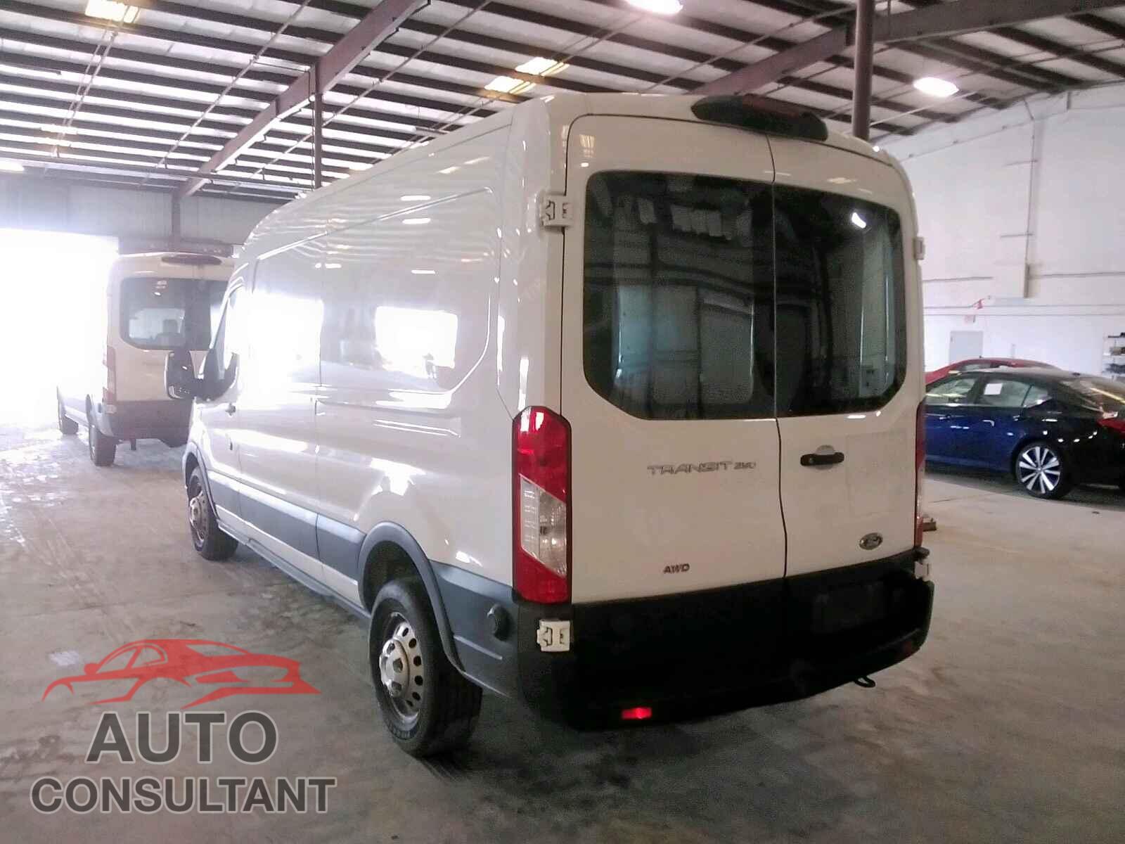 FORD TRANSIT CO 2020 - 1FTBR2C88LKA34675
