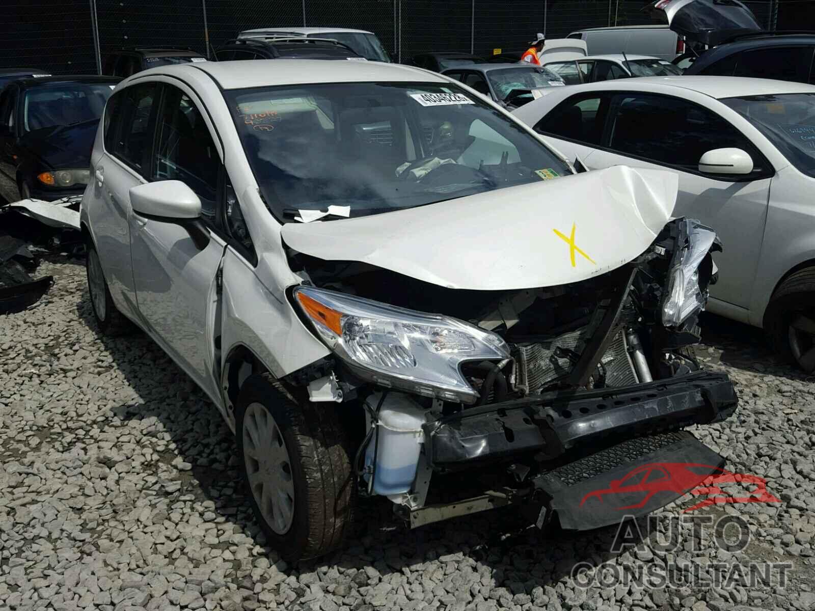 NISSAN VERSA 2015 - 3N1CE2CP0FL388588
