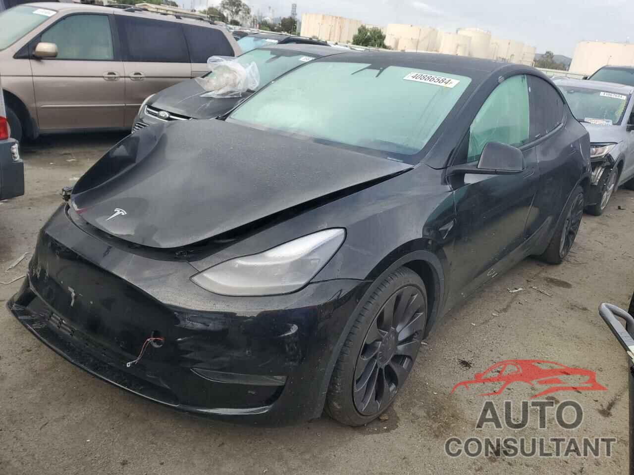 TESLA MODEL Y 2021 - 5YJYGDEF0MF157618