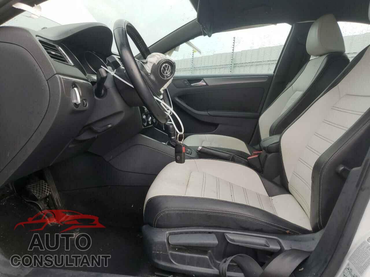 VOLKSWAGEN JETTA 2016 - 3VWD17AJ2GM216984