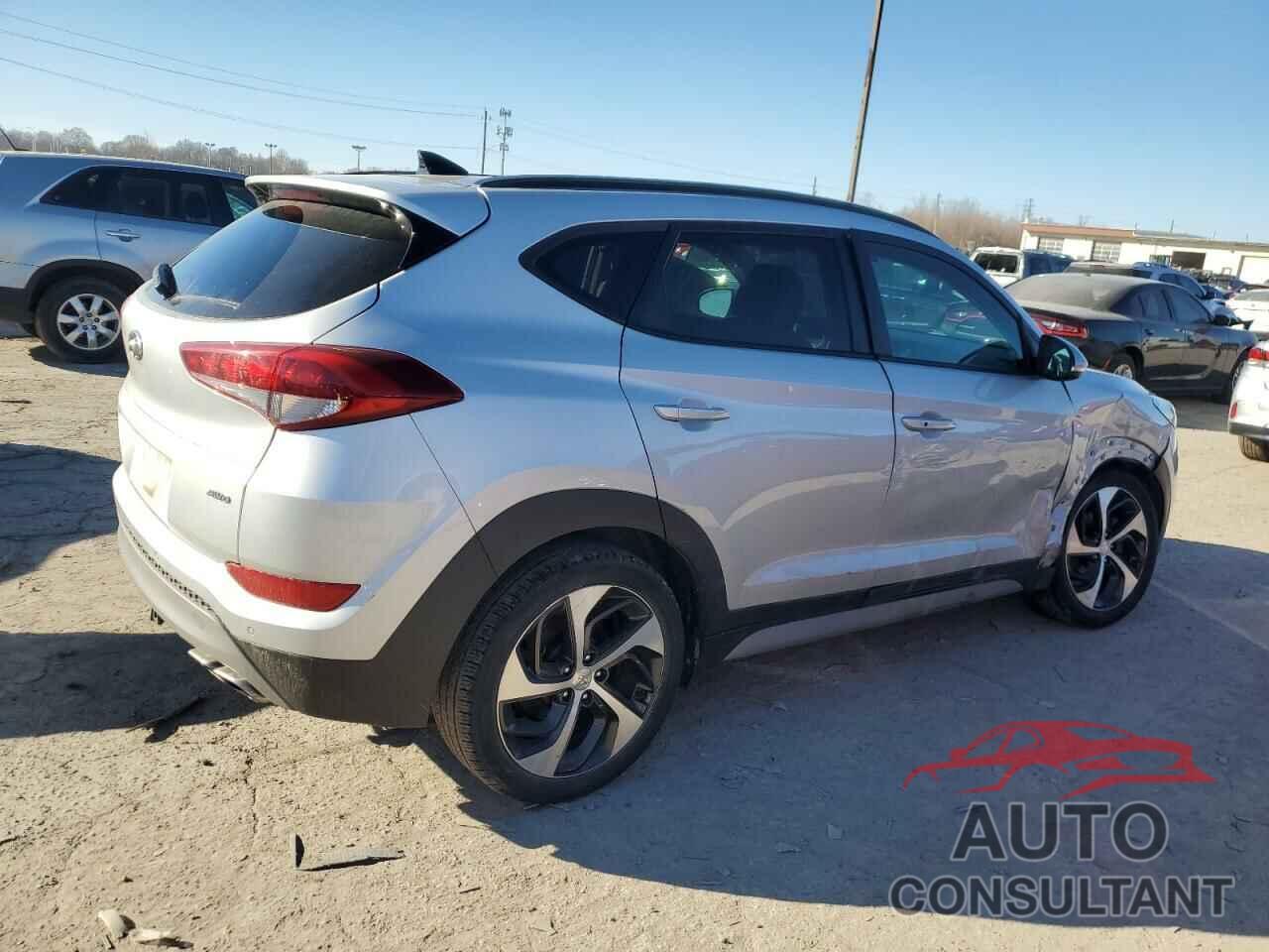 HYUNDAI TUCSON 2018 - KM8J3CA2XJU708839