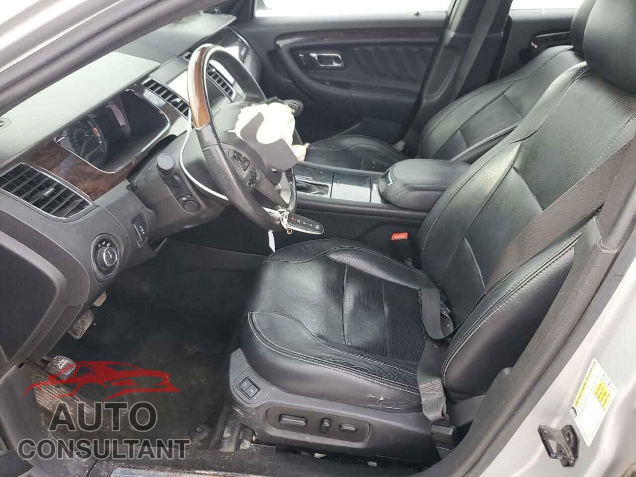 FORD TAURUS 2017 - 1FAHP2F88HG123416