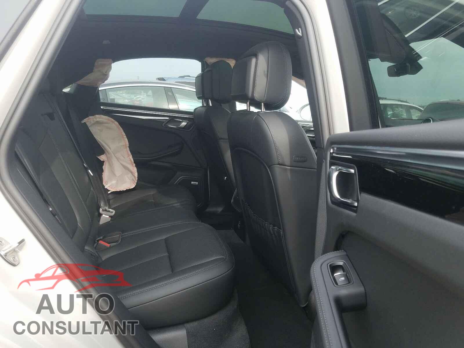 PORSCHE MACAN 2021 - WP1AB2A55MLB34056