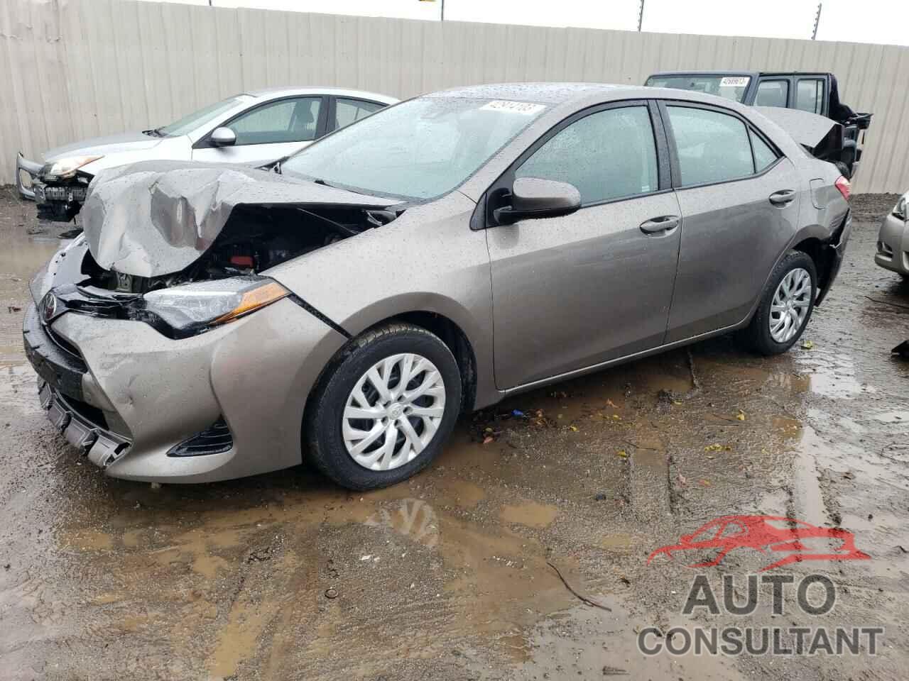 TOYOTA COROLLA 2018 - 5YFBURHE2JP785226