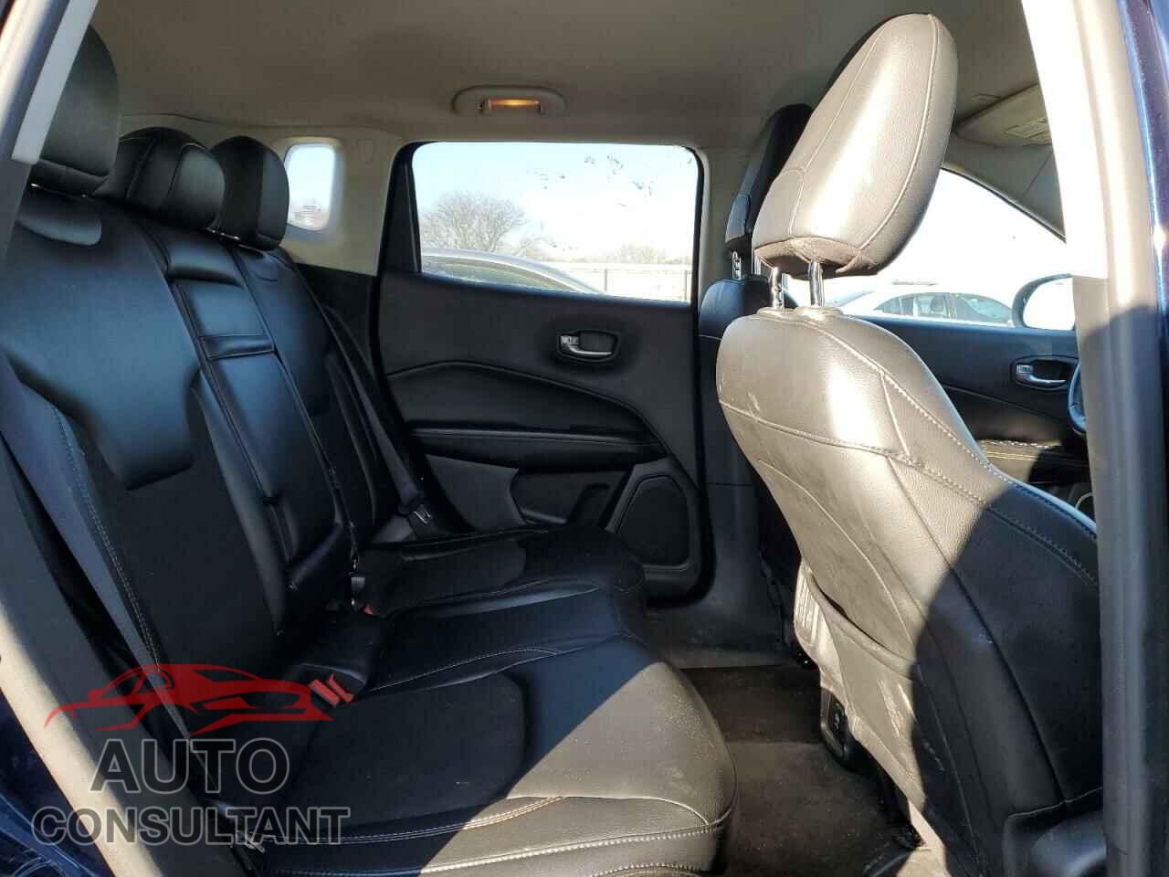 JEEP COMPASS 2018 - 3C4NJDBB9JT176879