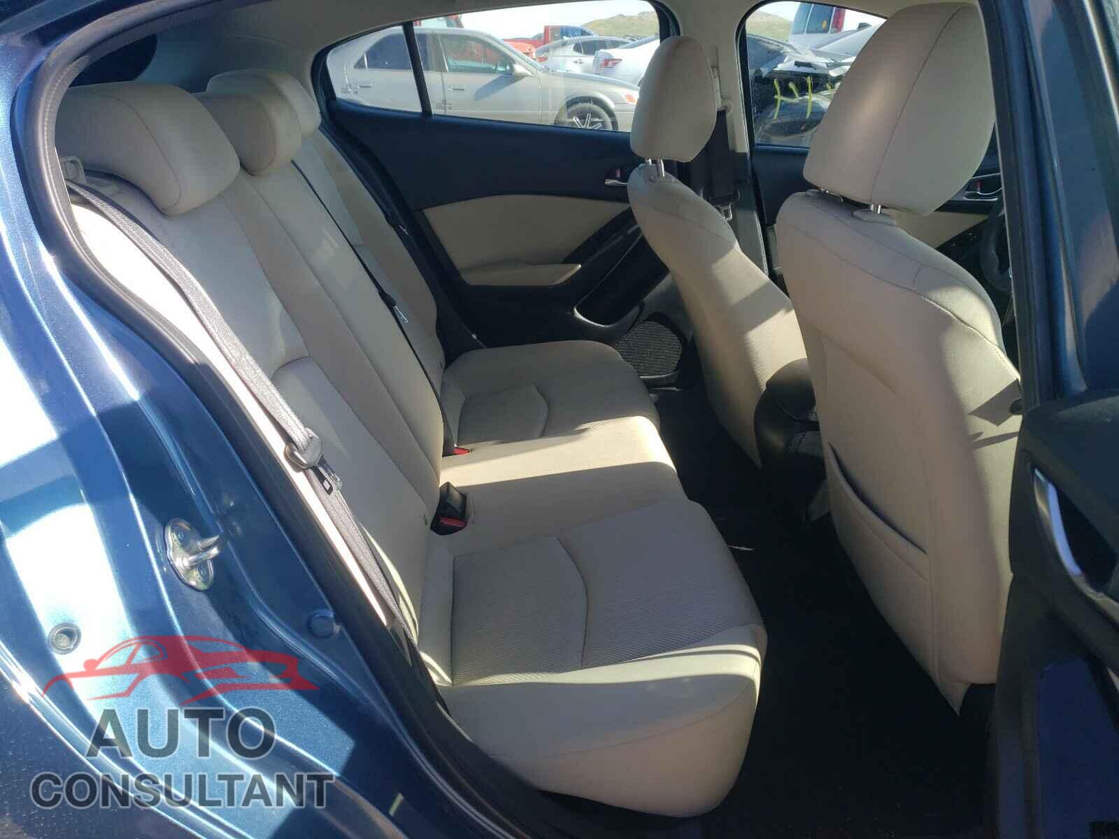 MAZDA 3 2017 - 3MZBN1K74HM112011