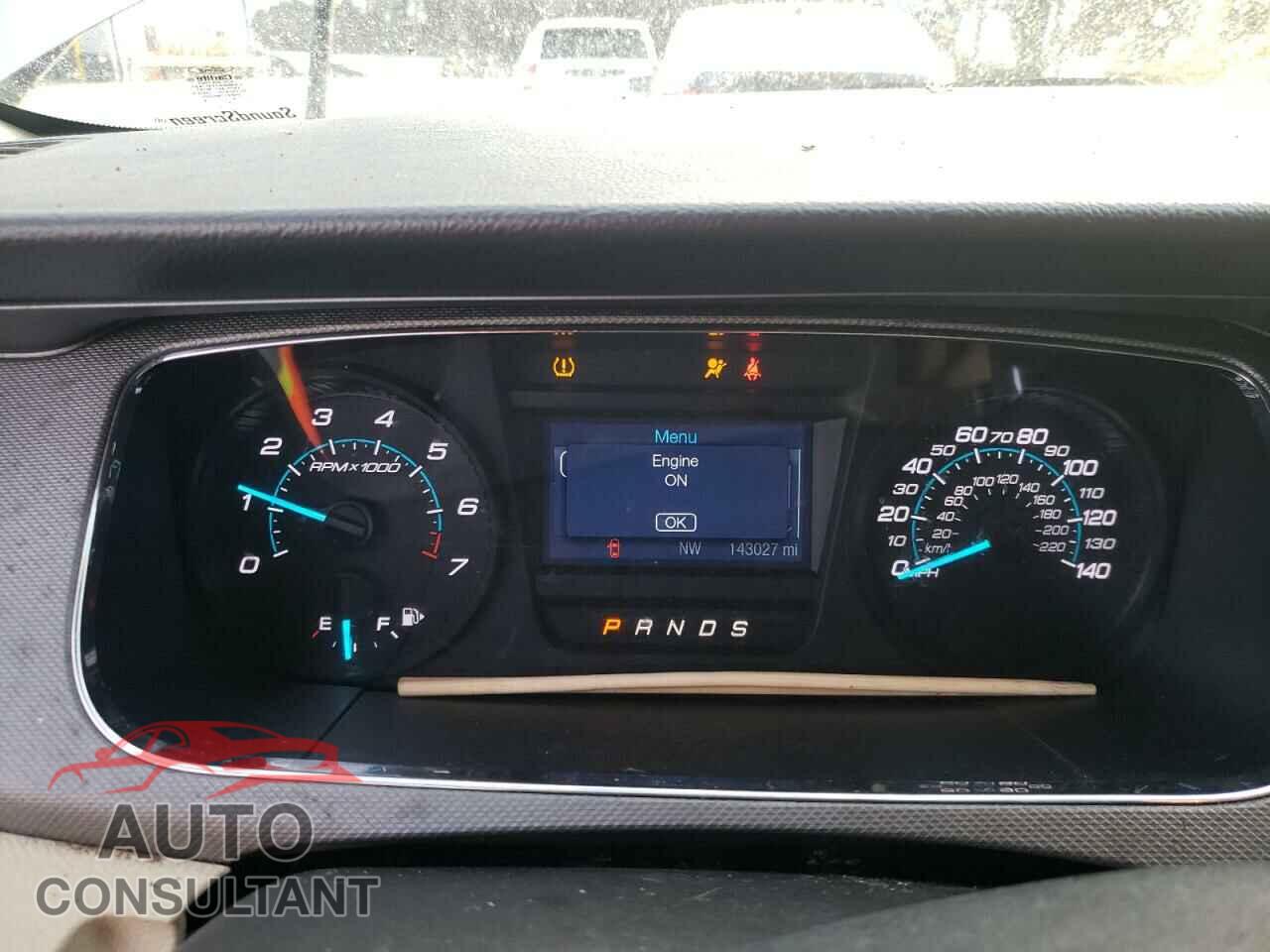 FORD TAURUS 2018 - 1FAHP2D83JG104149