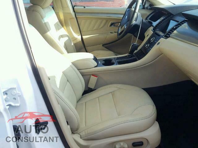 FORD TAURUS 2018 - 1FAHP2E87JG113175