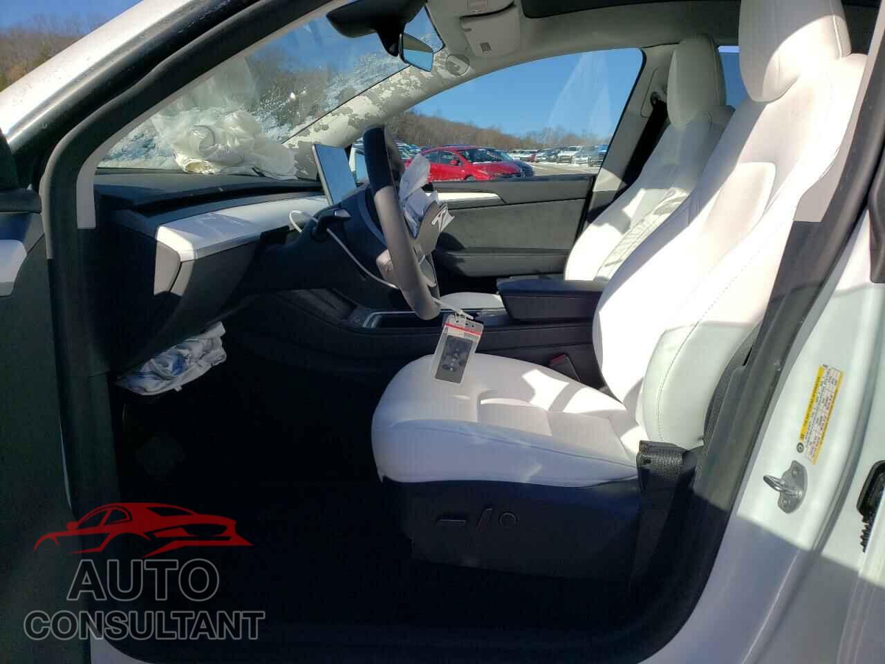 TESLA MODEL Y 2023 - 7SAYGDEE4PF841876