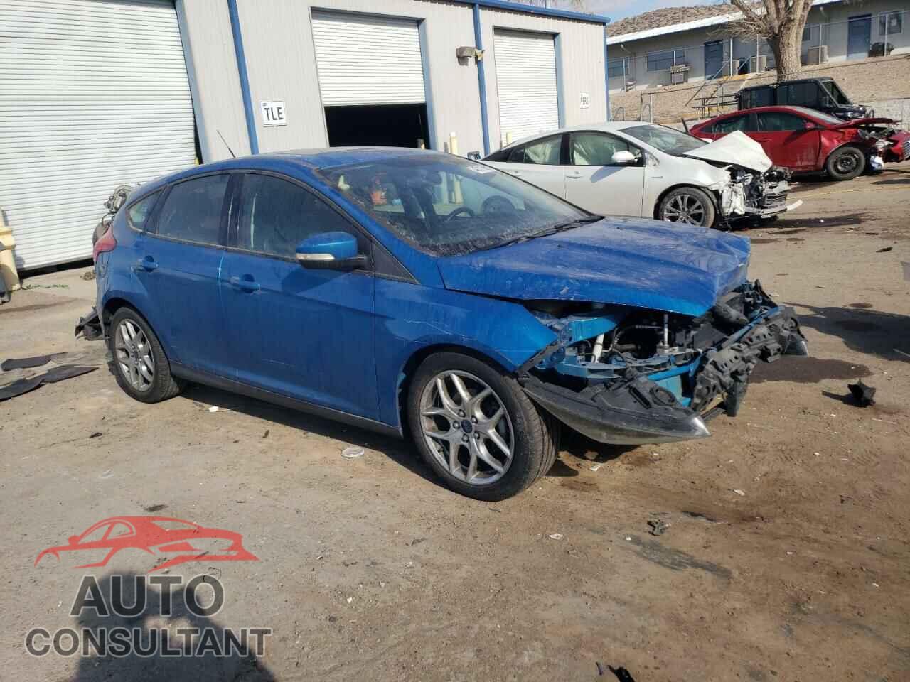 FORD FOCUS 2015 - 1FADP3K21FL327212