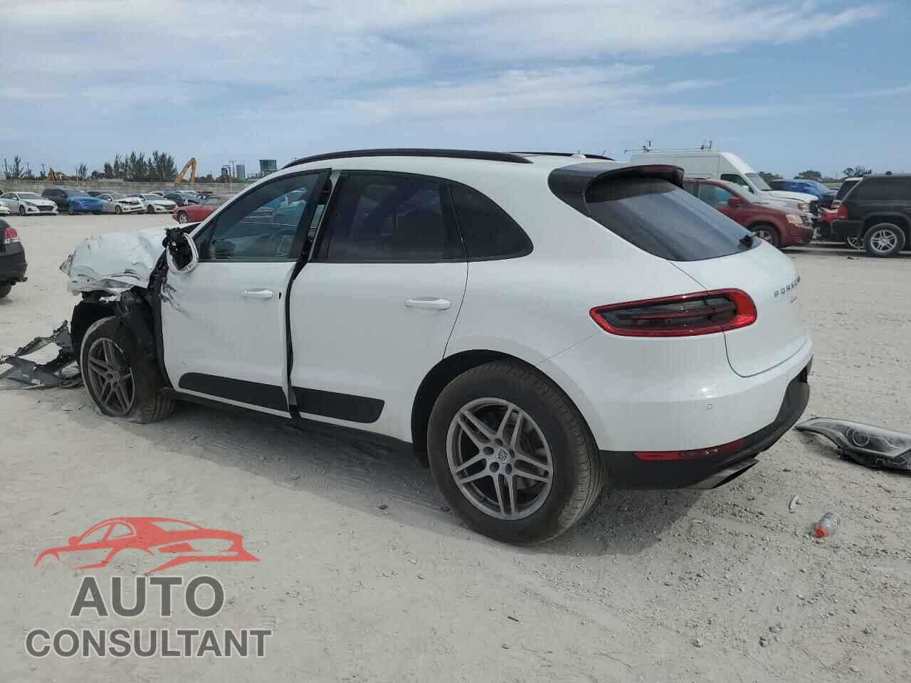 PORSCHE MACAN 2018 - WP1AA2A54JLB21944