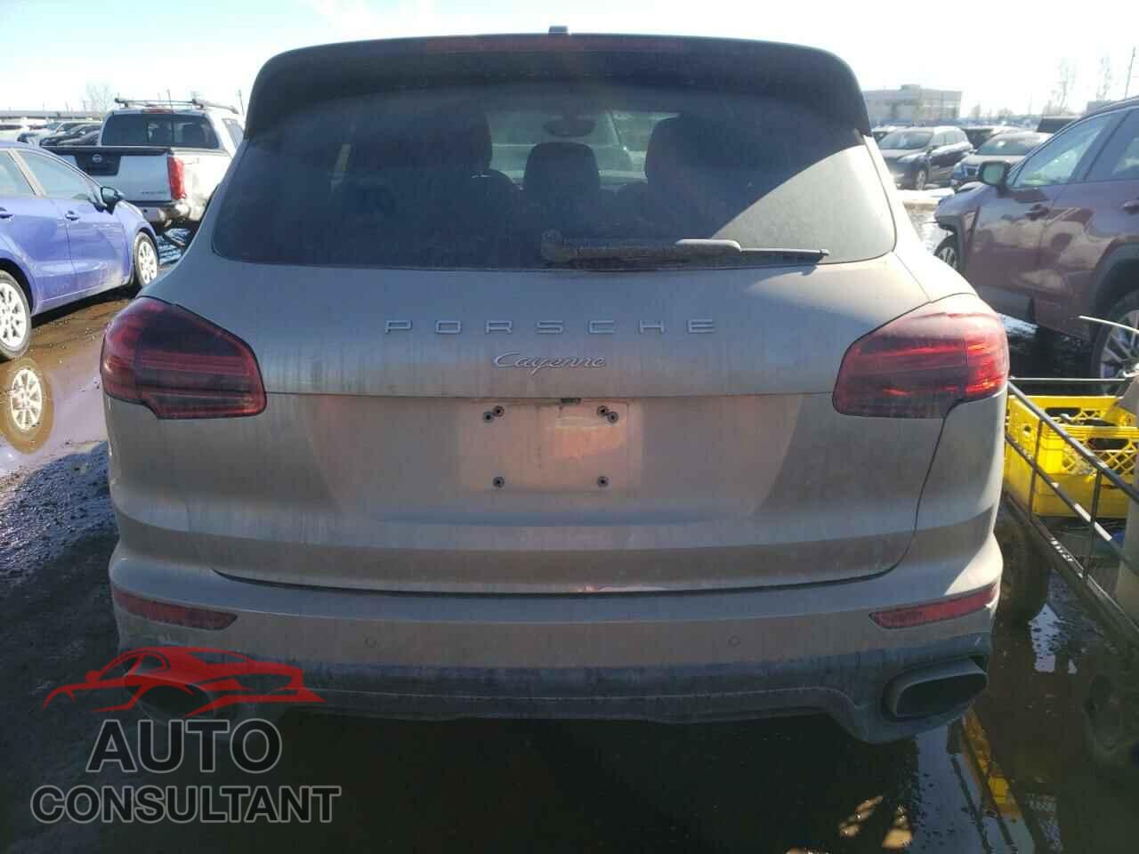 PORSCHE CAYENNE 2016 - WP1AA2A24GKA14932