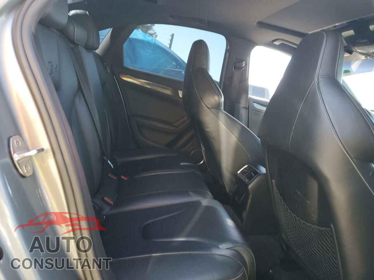AUDI S4/RS4 2011 - WAUBGAFL0BA024997