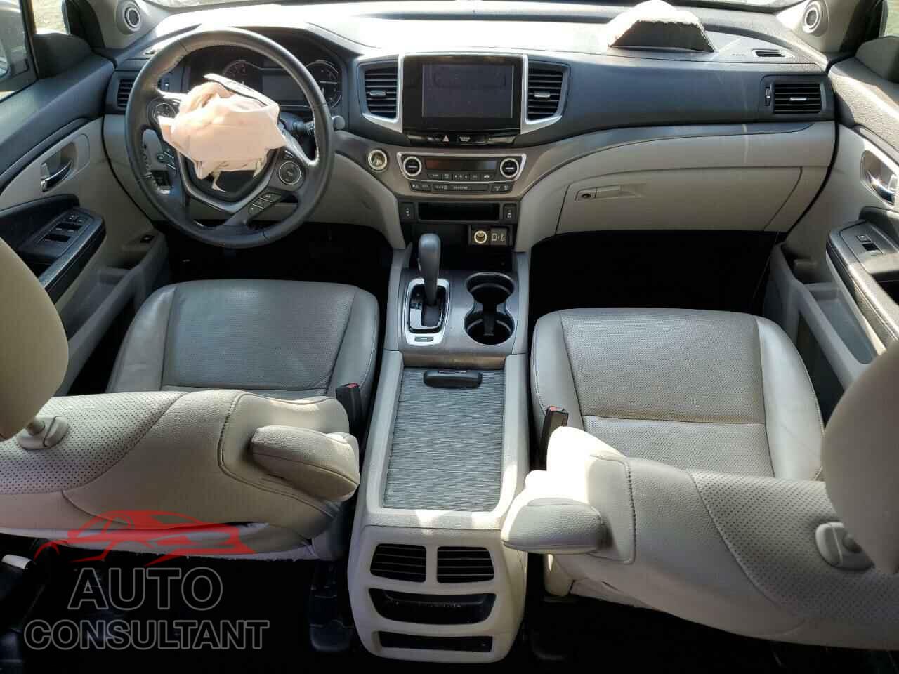HONDA RIDGELINE 2017 - 5FPYK2F67HB010002