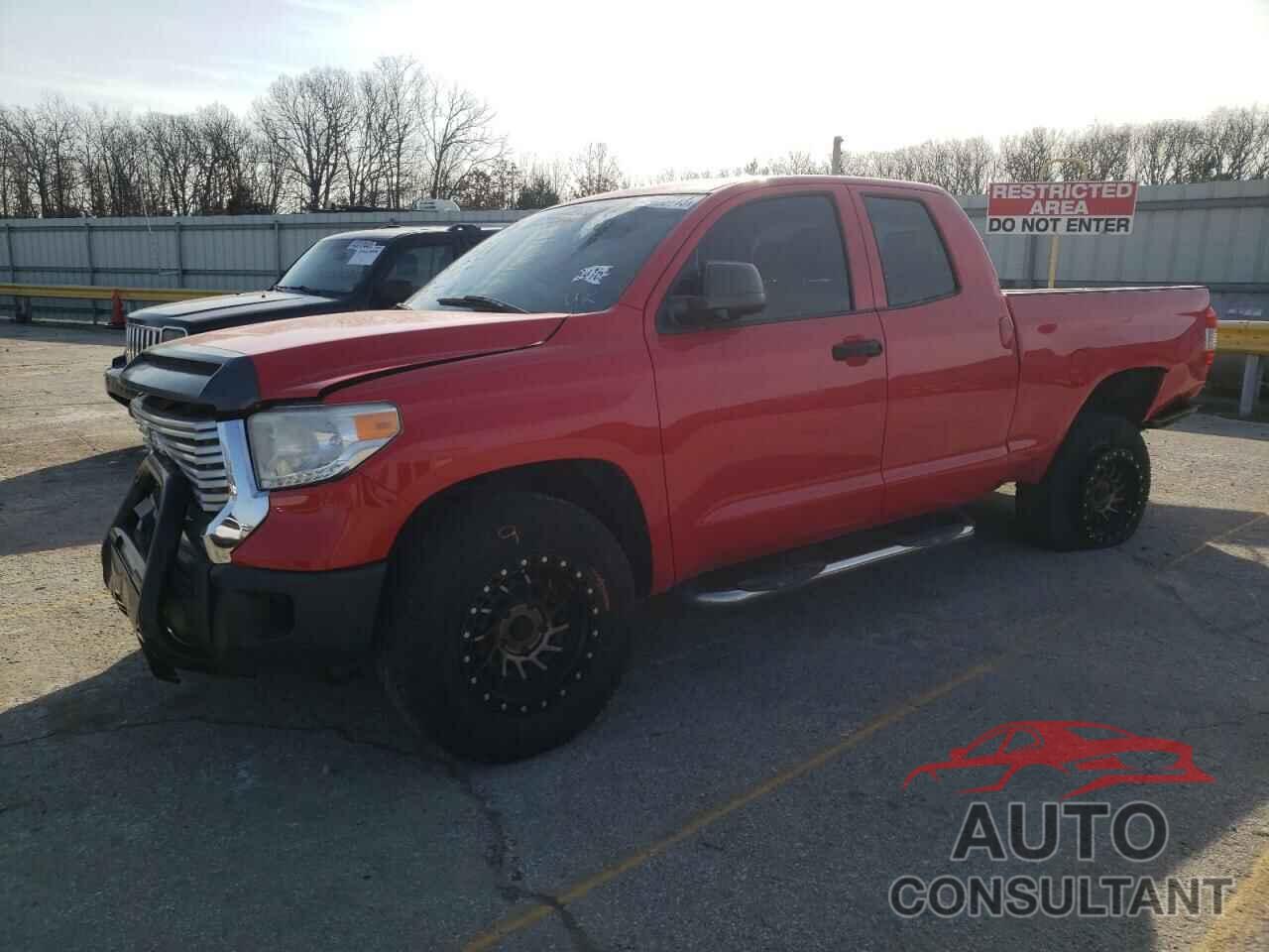 TOYOTA TUNDRA 2016 - 5TFUM5F16GX064466