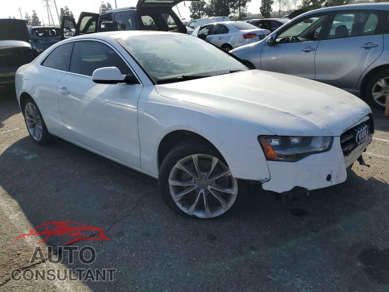 AUDI A5 2014 - WAUCFAFR8EA047489