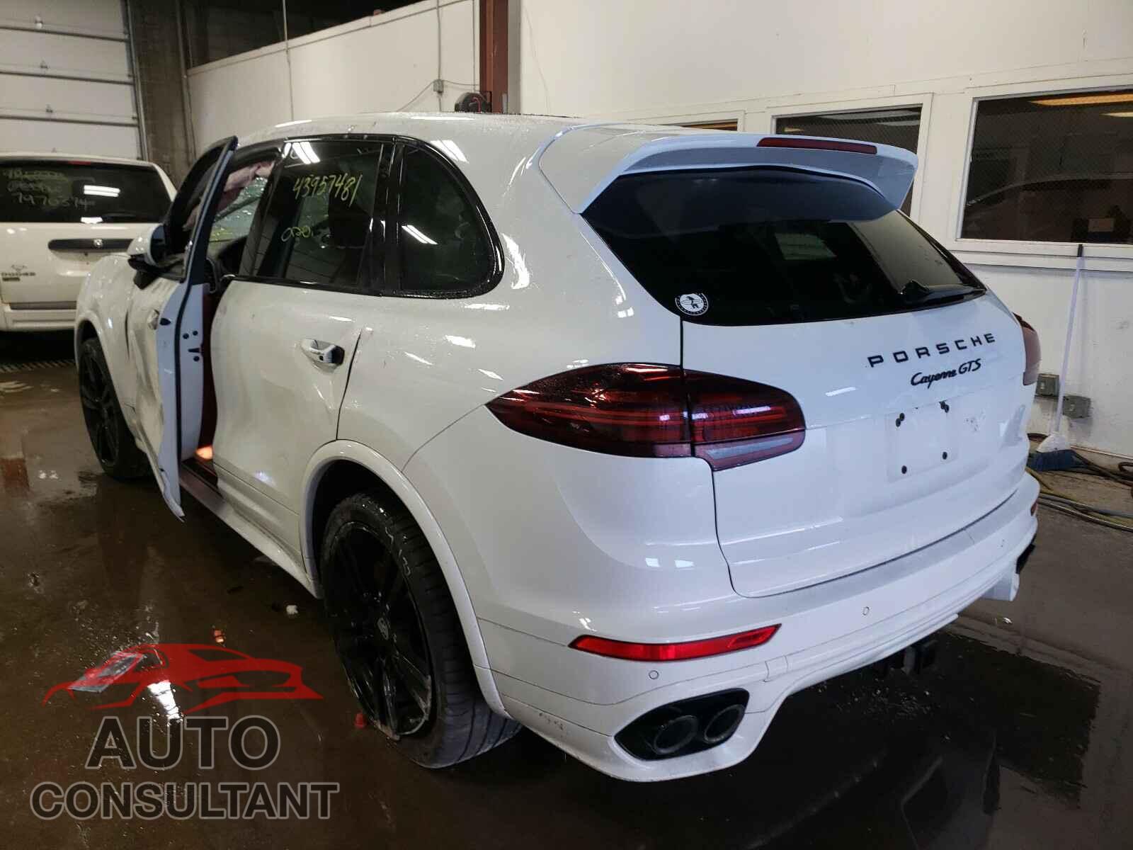 PORSCHE CAYENNE 2016 - WP1AD2A26GLA76513