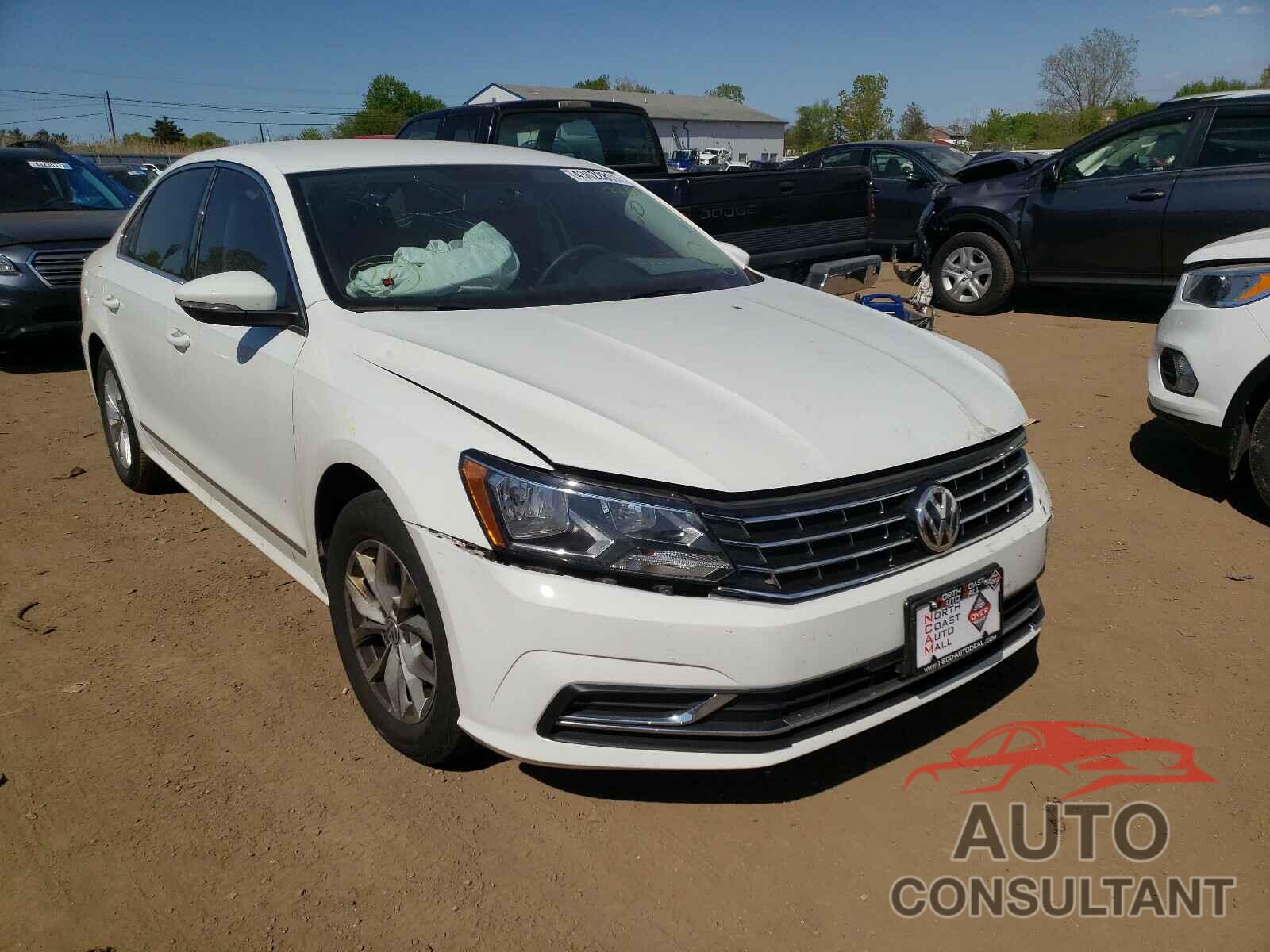 VOLKSWAGEN PASSAT 2017 - 1VWAT7A3XHC007428