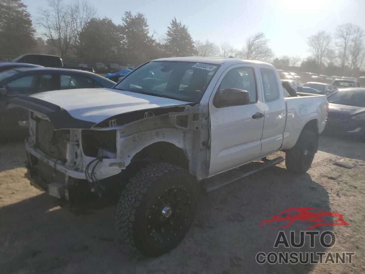 TOYOTA TACOMA 2018 - 5TFSX5EN8JX061367