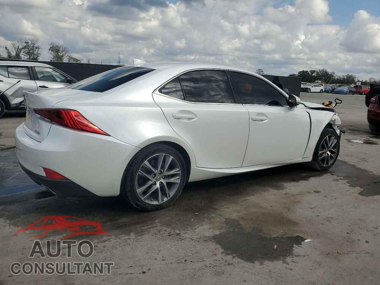 LEXUS IS 2020 - JTHAA1D2XL5106352