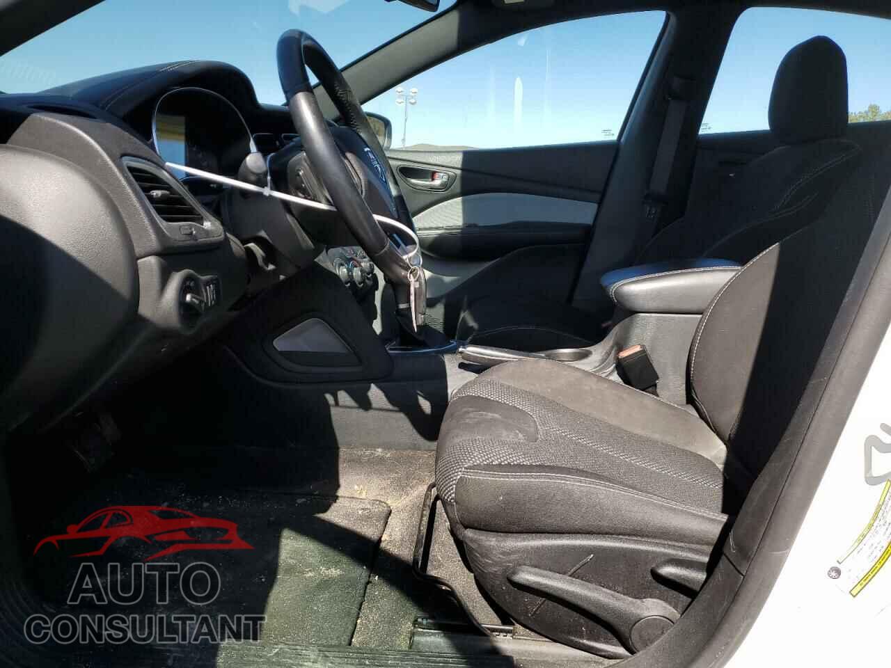 DODGE DART 2015 - 1C3CDFBB0FD369501