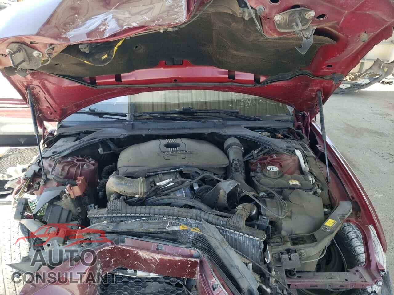JAGUAR XE 2017 - SAJAR4BG7HA975775