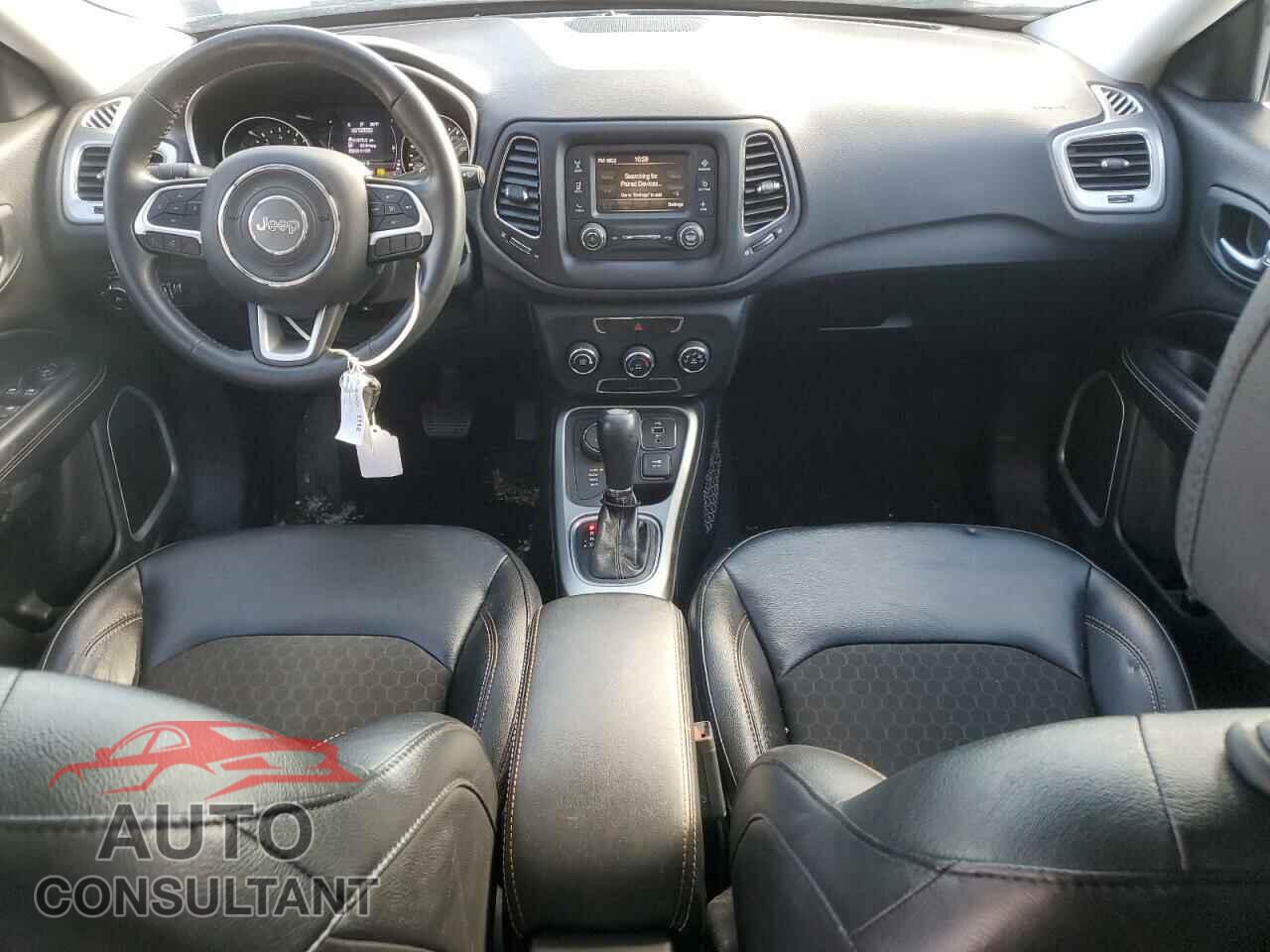JEEP COMPASS 2018 - 3C4NJDBB5JT373371