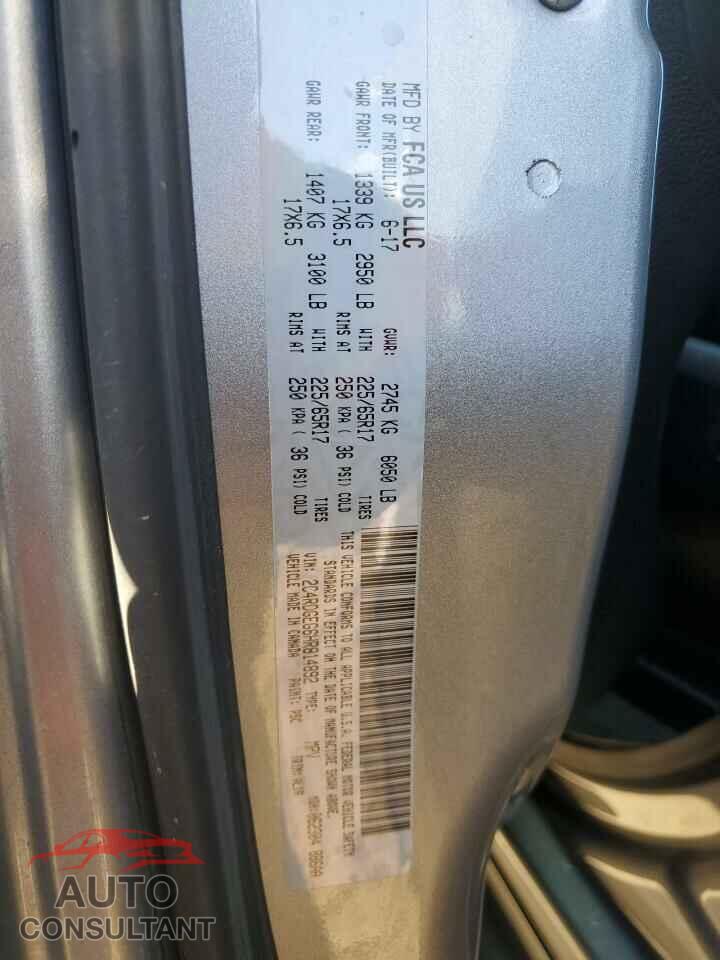 DODGE CARAVAN 2017 - 2C4RDGEG6HR814892