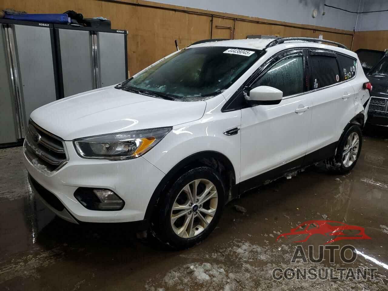 FORD ESCAPE 2017 - 1FMCU9G94HUD89266