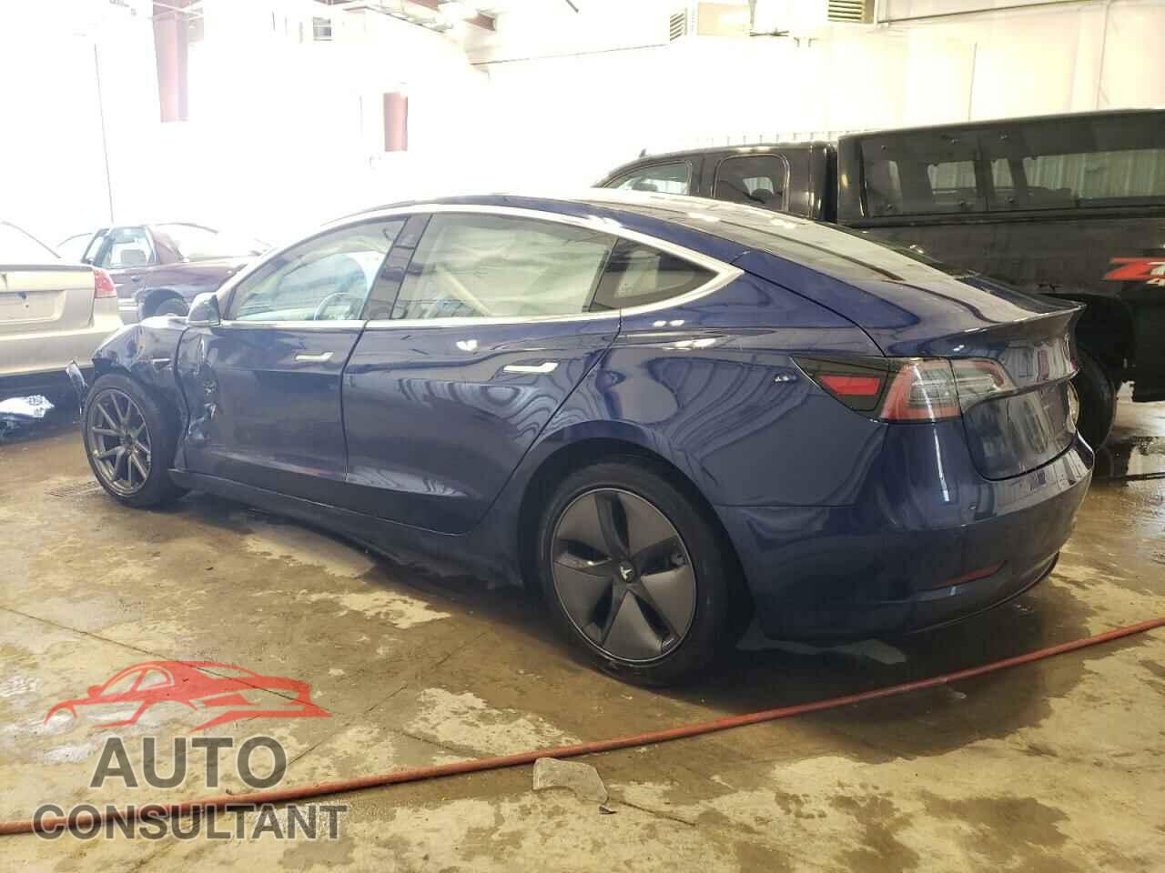 TESLA MODEL 3 2018 - 5YJ3E1EB2JF150984