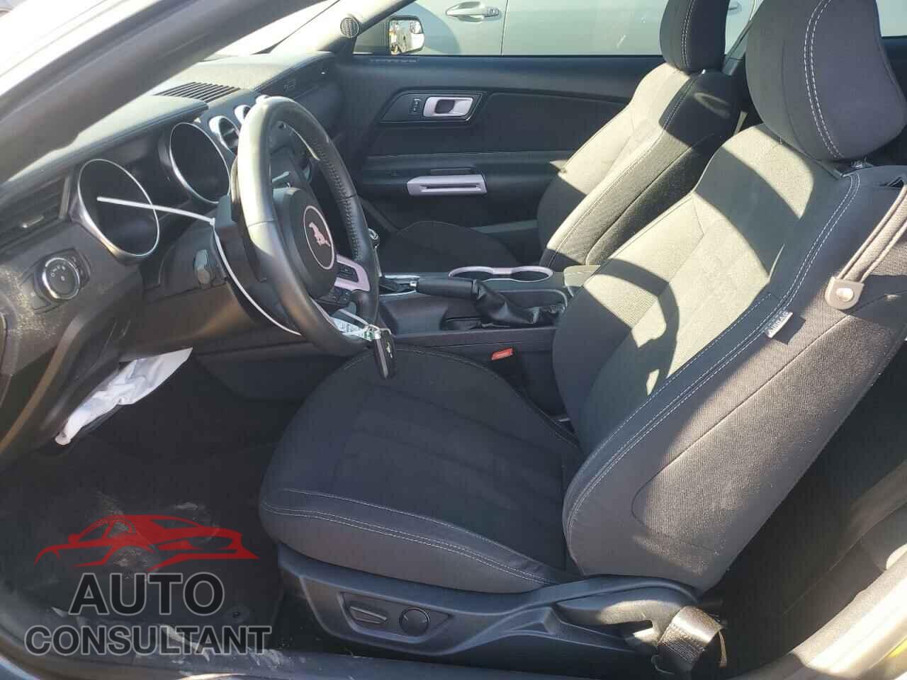 FORD MUSTANG 2020 - 1FA6P8CF6L5150907