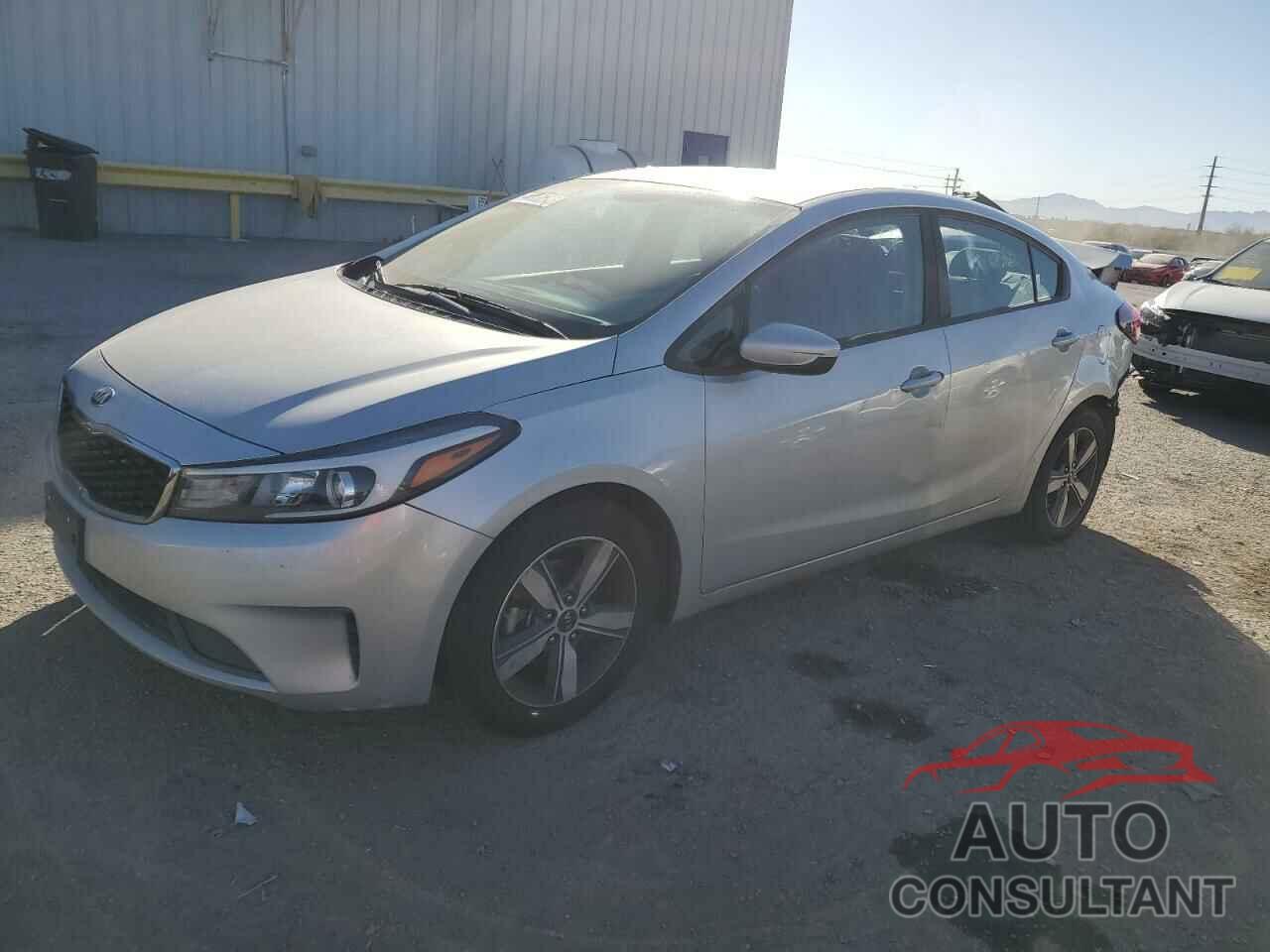 KIA FORTE 2018 - 3KPFL4A79JE238992
