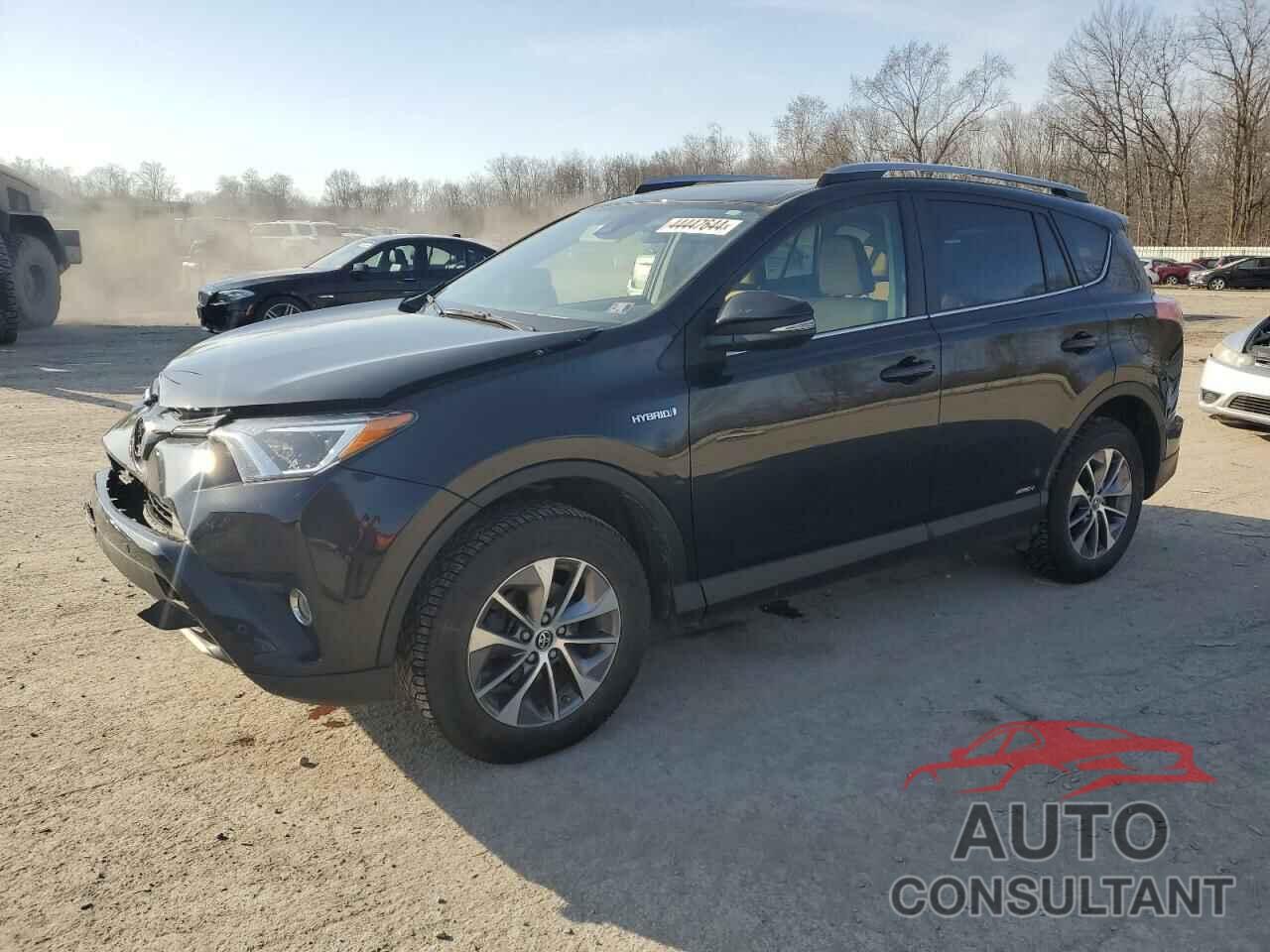 TOYOTA RAV4 2017 - JTMRJREV6HD125098