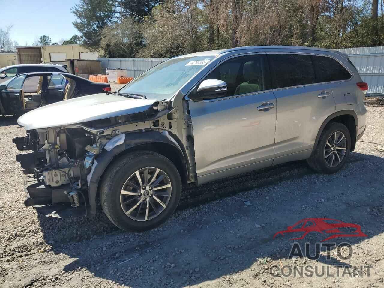 TOYOTA HIGHLANDER 2018 - 5TDJZRFH5JS857148