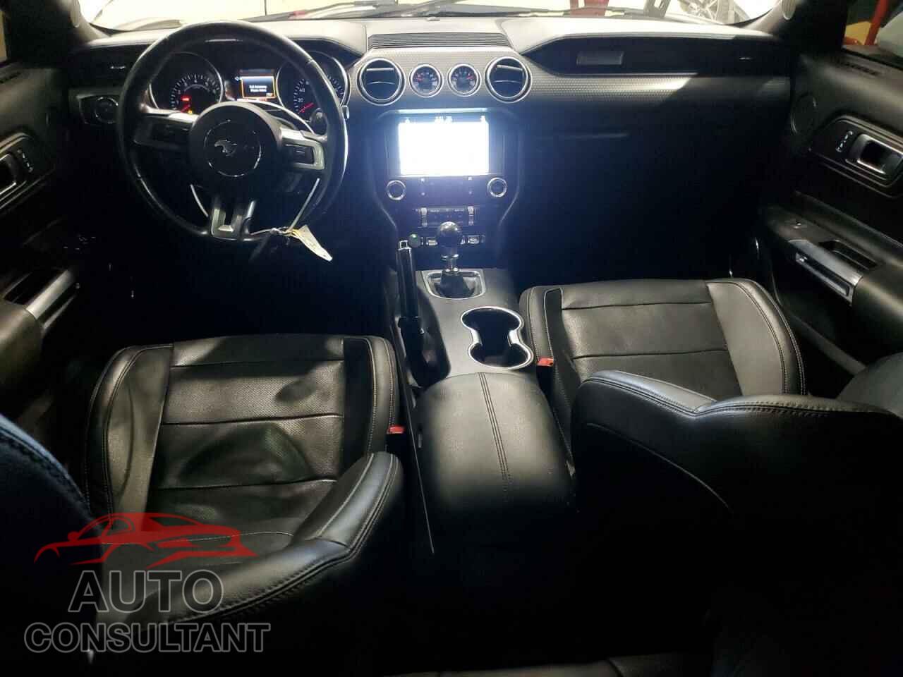 FORD MUSTANG 2018 - 1FA6P8CFXJ5138028