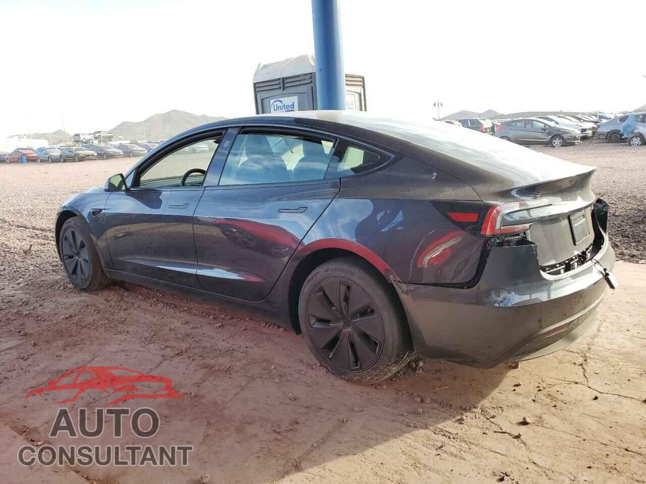 TESLA MODEL 3 2024 - 5YJ3E1EA5RF788732