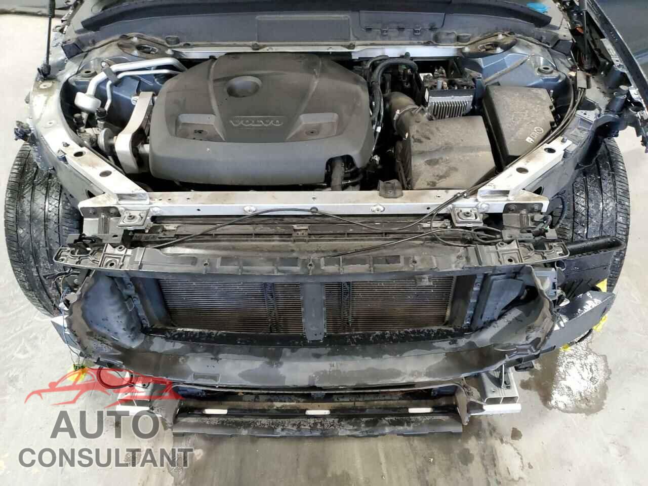 VOLVO XC60 2019 - LYV102DLXKB242014